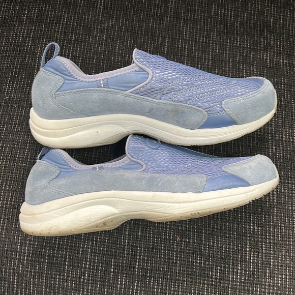 Easy Spirit size 8.5 slip on Sneakers - Picture 3 of 8